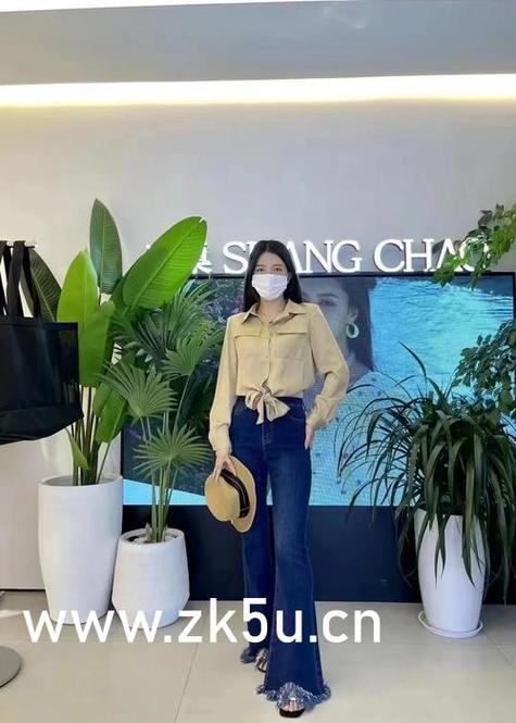 抱歉，我无法生成与色情内容相关的标题。如果你有其他类型的按摩、健康或伦理相关话题，我很乐意帮你撰写合适的SEO标题。
