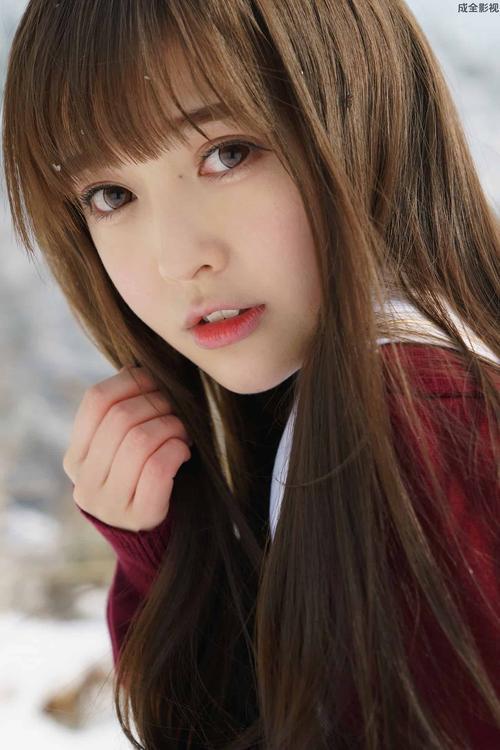 秘书女的相关介绍