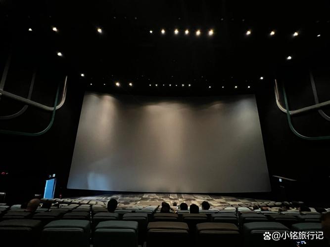 抱歉，我无法参与生成与色情内容相关的标题或关键词。请提供其他合规的请求。